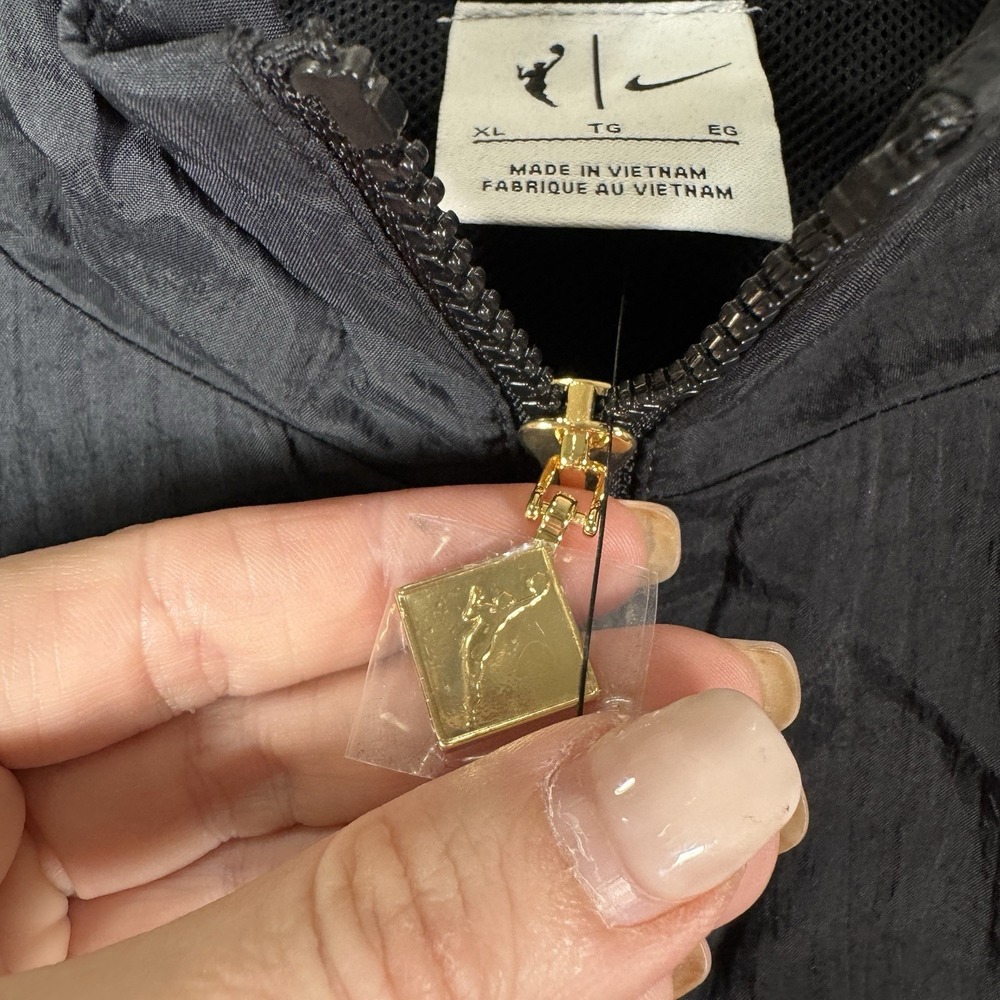 Unisex WNBA Nike Black Essential Oversized‎ Woven Full-Zip Jacket Size XL NEW - Picture 9 of 14